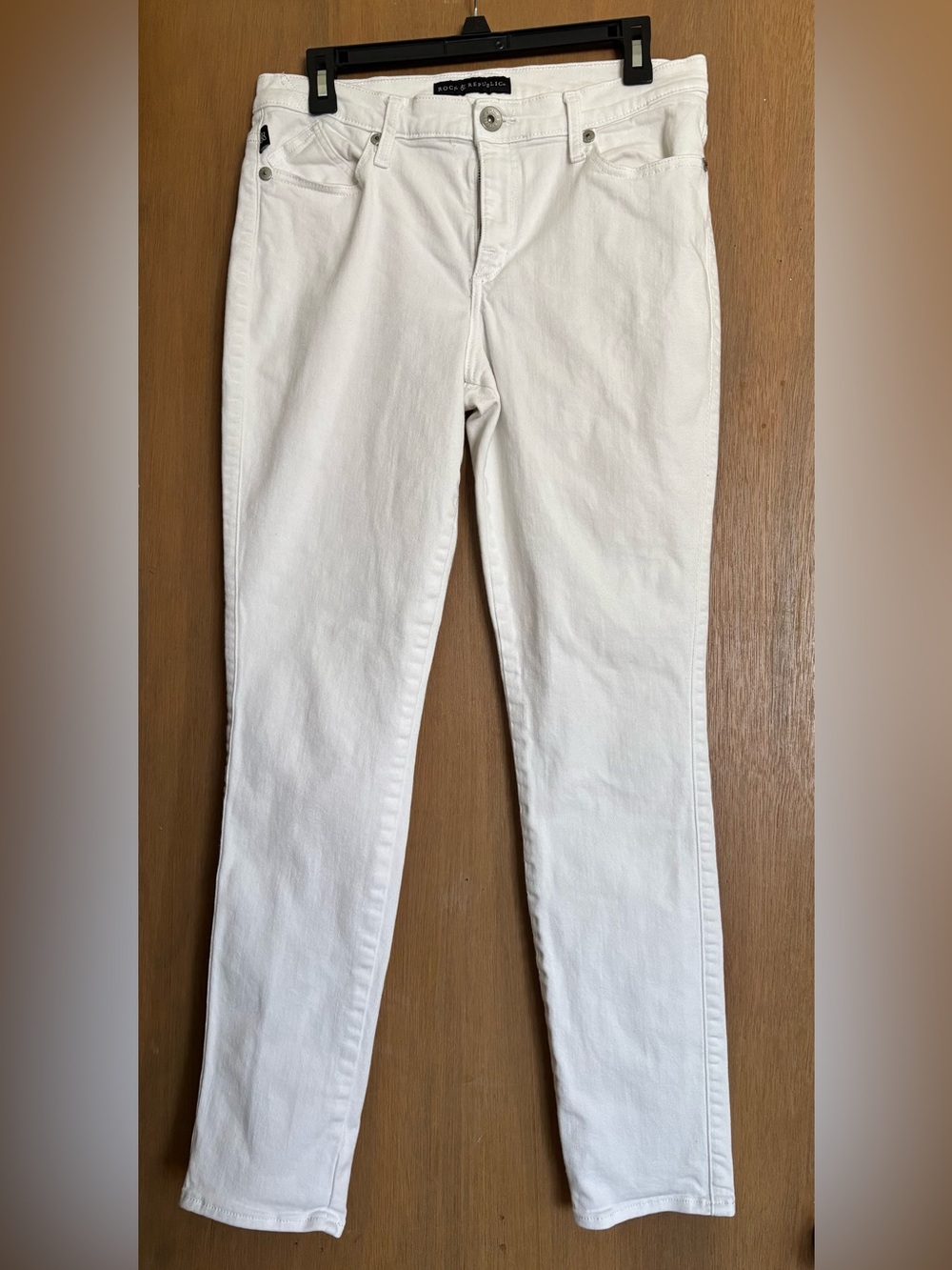 Women’s Rock & Republic White Denim Jeans Size 14 Berlin Straight Leg Slim Fit